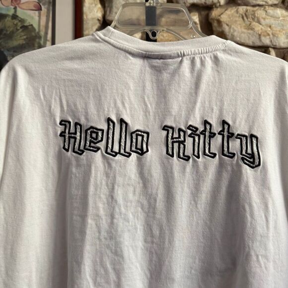 Hello kitty x Forever 21 50th anniversary lace graphic tee  xxl - Picture 8 of 10